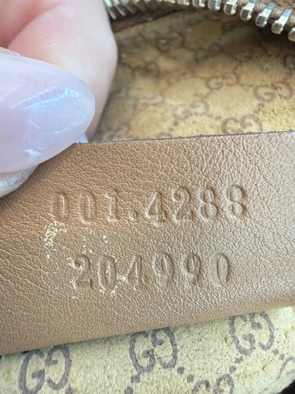 Gucci ‘GG Supreme Jackie’
